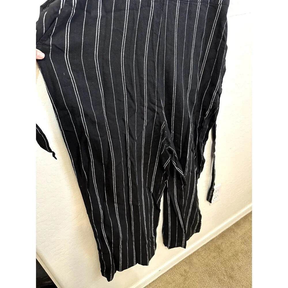 Time & Tru Womans Striped Linen Romper Size XL Sleeveless Tie Waist Boho Western